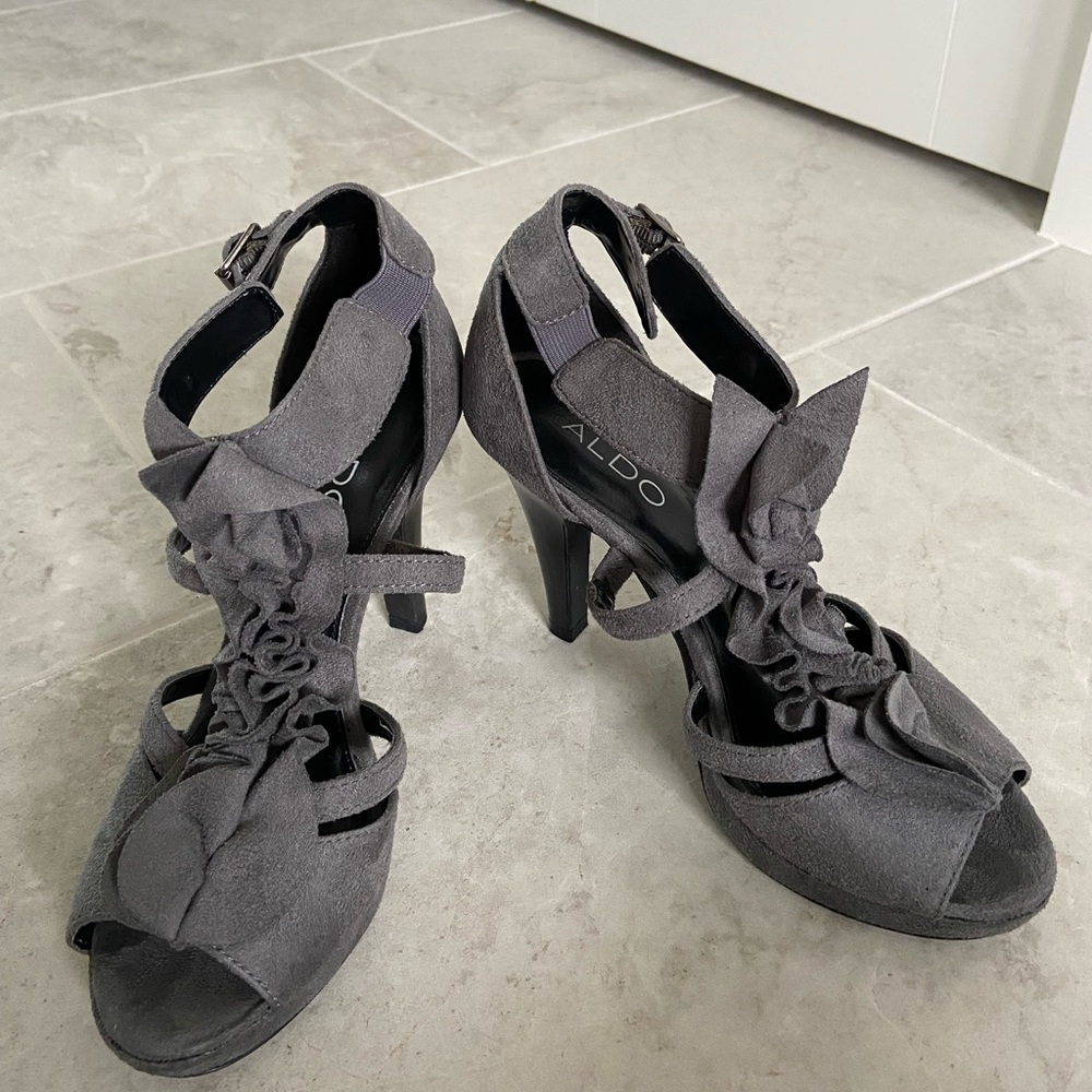 Grey Aldo heels. Size 7.